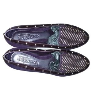 Alexander McQueen Scarpa Pelle Purple Suede Studded Loafers